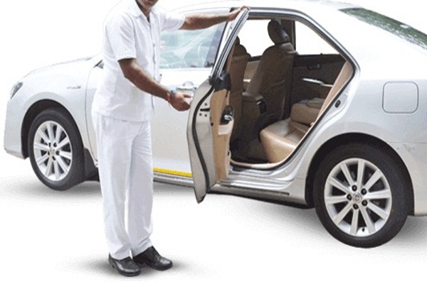 Booking Online Pune To Mumbai Taxi on Rent