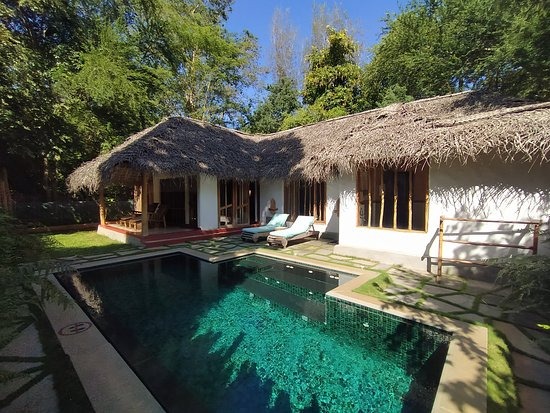 Kabini resorts - kabini river lodge - kabini jungle safari - Evolve back kabini