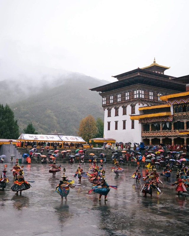 Book Bhutan Package Tour from Pune