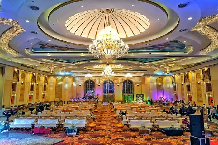 Experience Elegance: Banquet Hall Services in Greater Noida by Shri Krishna Tent & Caterers